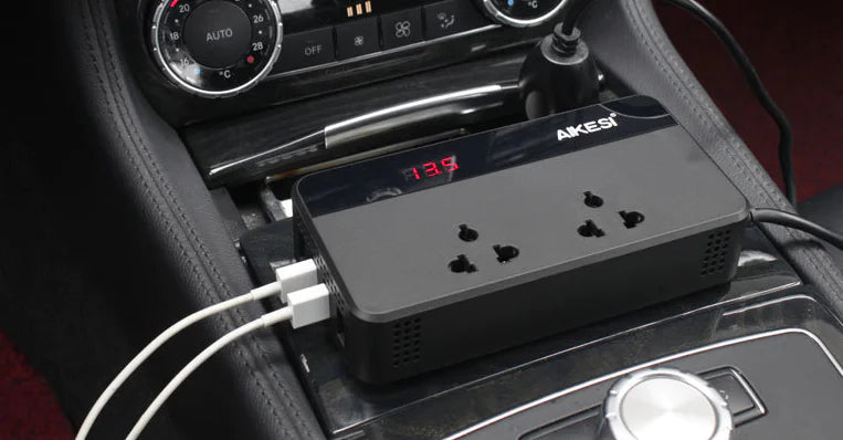 24V Car Power Inverter with Multifunctional Socket